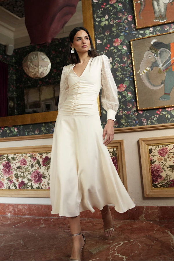 Vestido Mara frunce manga voile bordado