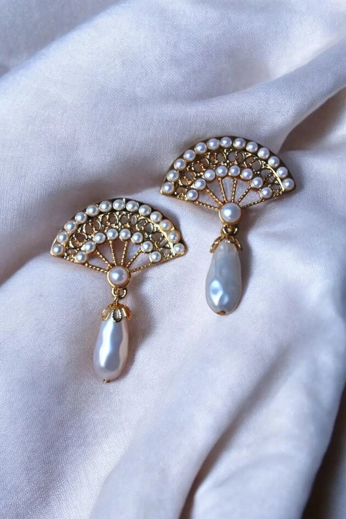 Pendientes abanico perlas