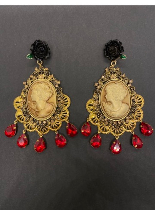 Pendientes Maestranza camafeo