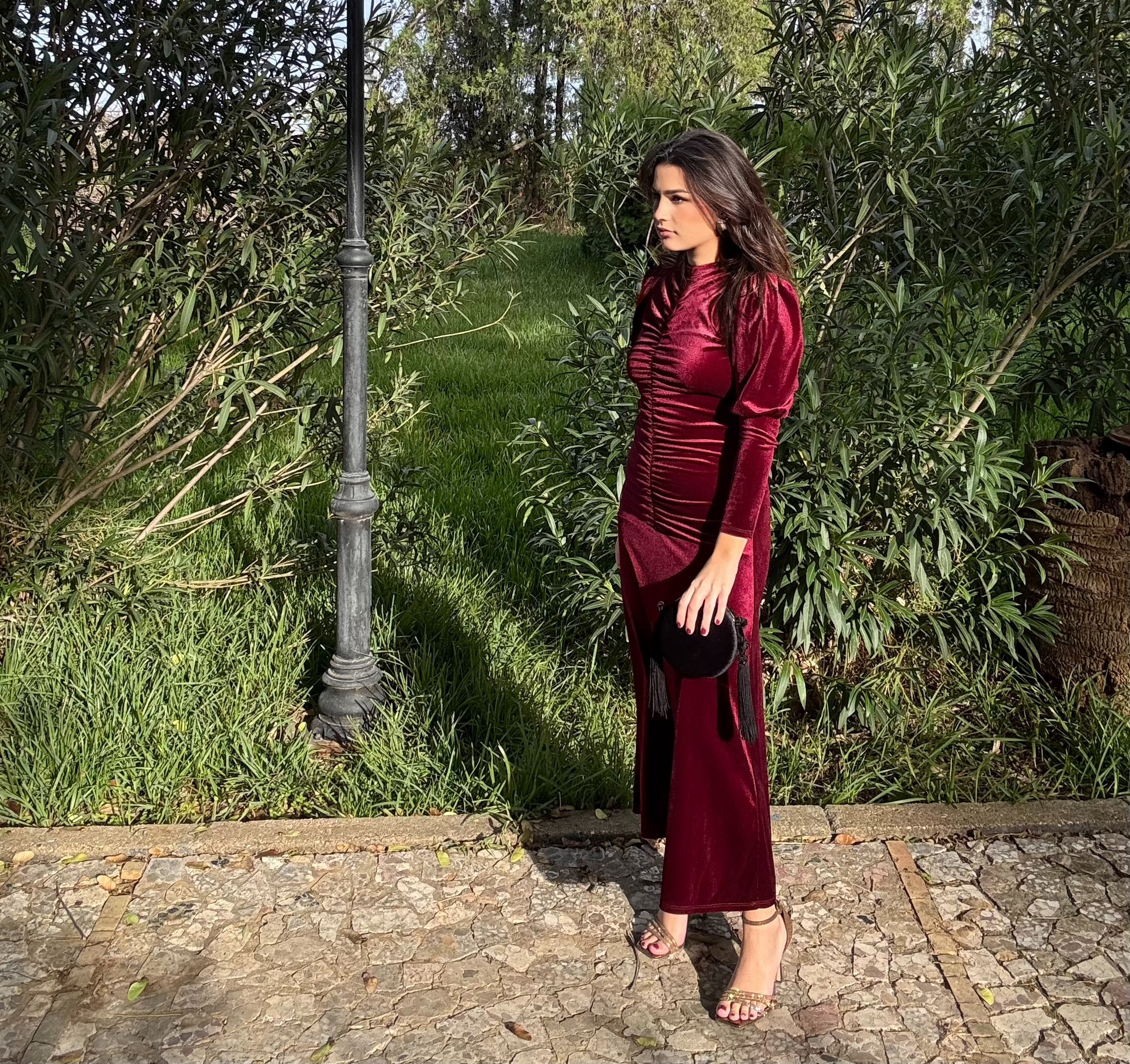 Vestido Sicilia Burdeos Terciopelo