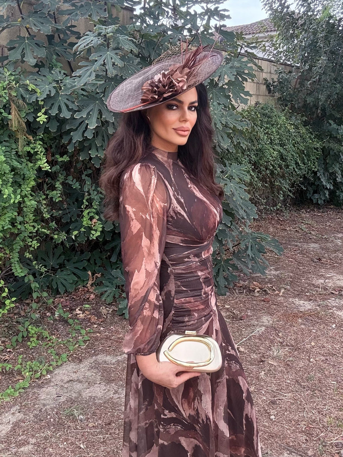 Pamela Bruna marrón