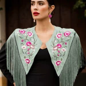 Capa bordada flamenca