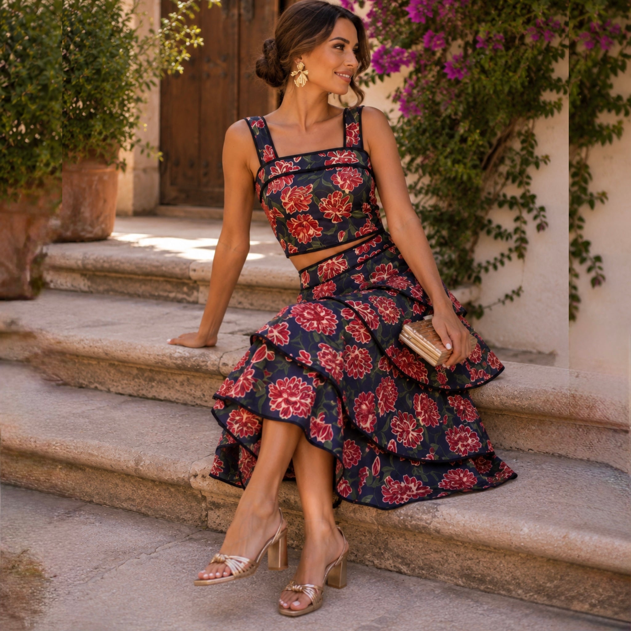 Conjunto Lina estampado floral con falda de volantes azul