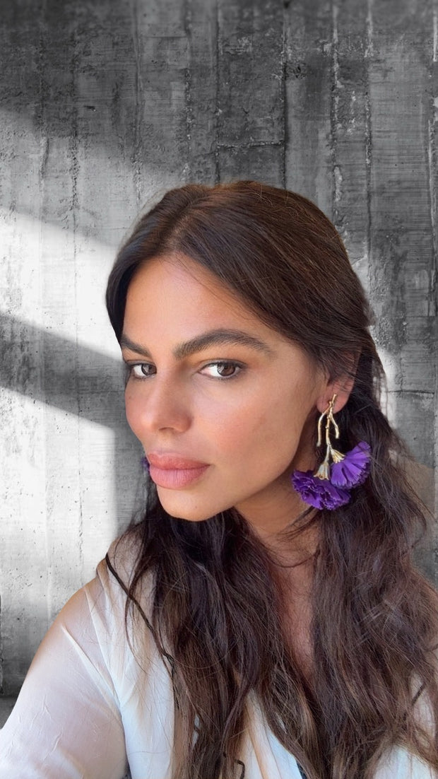 Pendientes claveles morados